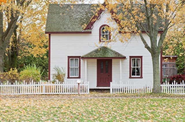 Vinyl fence